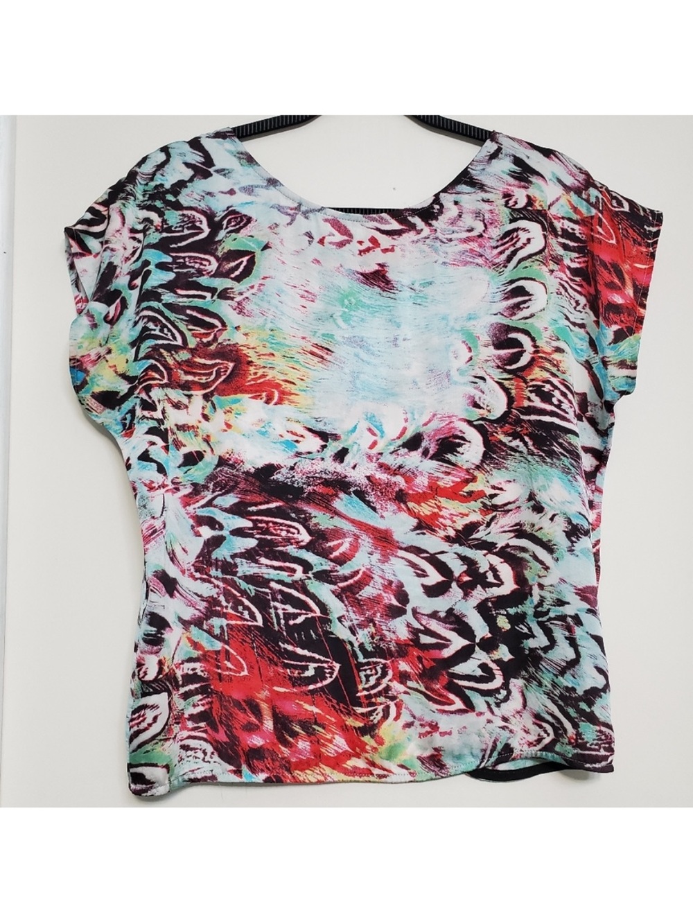 Ark & Co Women’s Vibrant Multi-colored Abstract Print Strappy Open Back Top S